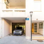 Luxury Town Center Suite Apt A2